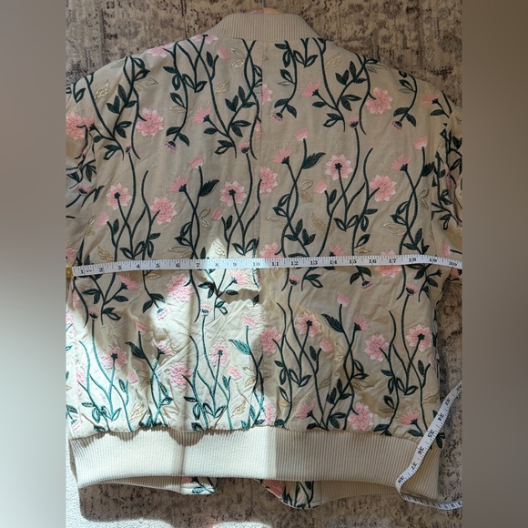 NWT Avec Les Filles Anthropologie Embroidered Floral Bomber Jacket. - Picture 8 of 9